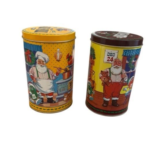 VTG M&M 1994 Set of 2 Plain & Peanut Flavored Christmas Theme Collectible Tins - Picture 2 of 9